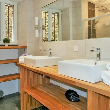 La Labrousse * Sarlat-la-Canéda